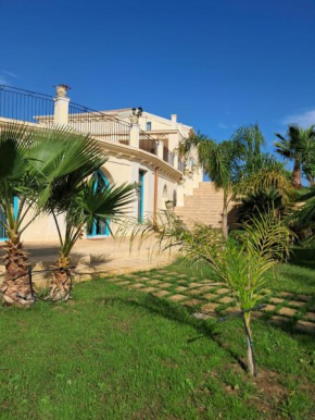 Villa Brikinnia